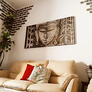 https://casa-patrizia.adeje-hotels.com